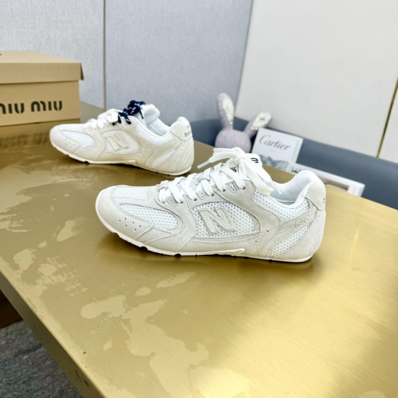 Miu Miu Casual Shoes